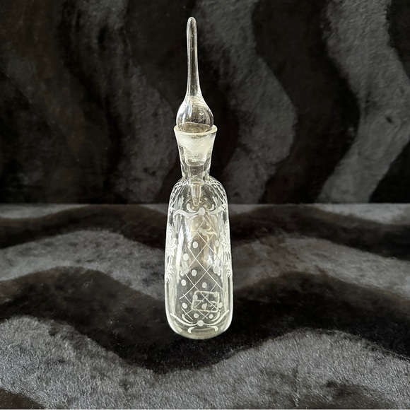 French Art Deco Glass Bottle - Picture 4 of 8